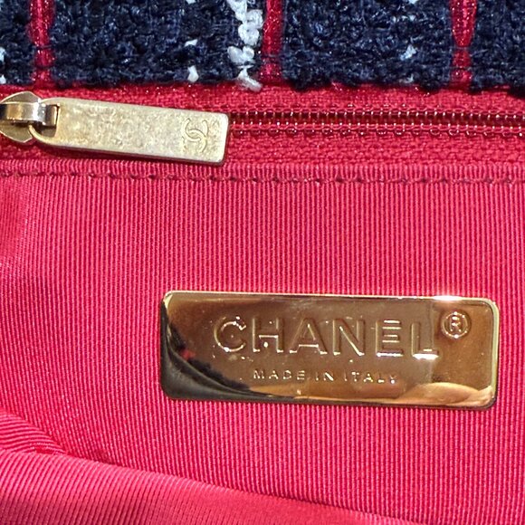 Chanel 19 Large Bag Tweed Navy Red White Multicolor - Picture 14 of 16